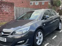Käytetty Vauxhall Astra SRi 115 HP (84 kW) 2015 Harmaa Viistoperä