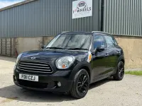 Used Mini Cooper Countryman 122 HP (89 kW) 2011 Black SUV