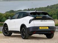 New Alfa Romeo GT Junior 136 HP (100 kW) 2025 Bicolour solid  sempione white with black roof Hatchback