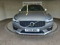 Used Volvo XC60 R-Design 190 HP (139 kW) 2019 Grey SUV