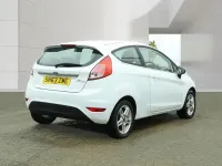 Used Ford Fiesta Zetec 82 HP (60 kW) 2014 White Hatchback