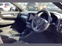 New Volvo XC40 Plus 161 HP (118 kW) 2026 Black SUV