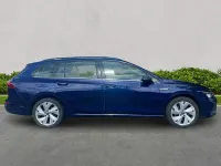 Used VW Golf VIII Style 150 HP (110 kW) 2023 Blue Estate