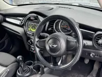 Used Mini Cooper Hatch 134 HP (98 kW) 2018 Blue Hatchback