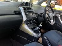 Used Toyota Verso Active 132 HP (97 kW) 2014 Silver MPV