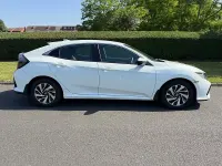 Used Honda Civic SE 126 HP (92 kW) 2020 White Hatchback
