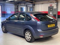Used Ford Focus 100 HP (73 kW) 2006 Blue Hatchback