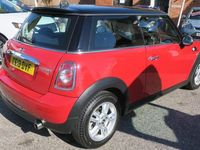 Usado Mini Cooper Hatch 122 HP (89 kW) 2013 Vermelho Citadino