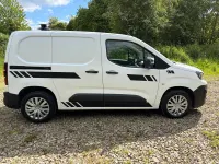 Used Peugeot Partner 131 HP (96 kW) 2020 White MPV