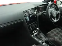 Begagnad VW Golf VII GTI 2019 Röd Halvkombi