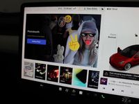 Used Tesla Model 3 Long Range AWD 366 kW (498 HP) 2022 Red Sedan