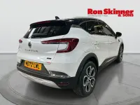 Used Renault Captur Techno 2023 White and black SUV