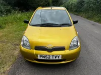 Used Toyota Yaris 86 HP (63 kW) 2002 Yellow Hatchback