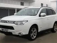 Used Mitsubishi Outlander 2013 White SUV