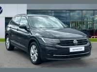 Usado VW Tiguan Life 150 CV (110 kW) 2023 Gris SUV