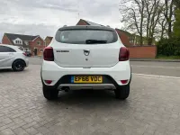 Used Dacia Sandero Ambiance 90 HP (66 kW) 2016 White Hatchback