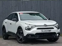 Used Citroën C4 PureTech 101 HP (74 kW) 2024 White SUV