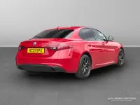 Used Alfa Romeo Giulia 197 HP (144 kW) 2021 Red Sedan