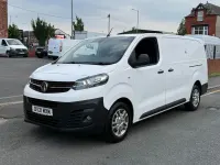 Used Vauxhall Vivaro 100 HP (73 kW) 2021 White MPV