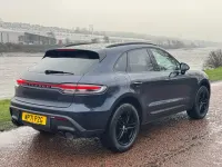 Used Porsche Macan 265 HP (194 kW) 2021 Blue SUV