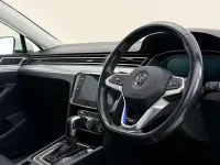 Usado VW Passat Advance 218 HP (160 kW) 2023 Carrinha