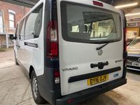Used Vauxhall Vivaro S 125 HP (91 kW) 2016 White MPV