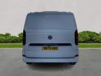Usado VW Transporter Pro 170 HP (125 kW) 2025 Cinzento Van