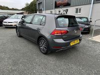 Used VW Golf VII SE 130 HP (95 kW) 2018 Grey Hatchback