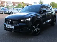 Begagnad Volvo XC40 R-Design 150 HK (110 kW) 2018 Svart SUV