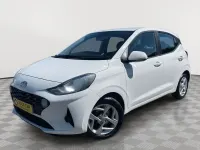 Used Hyundai i10 SE 67 HP (49 kW) 2021 White Hatchback