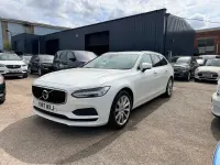Used Volvo V90 Momentum 231 HP (169 kW) 2017 White Estate