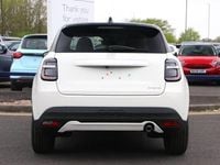Neu Fiat 600 La Prima 99 PS (72 kW) 2026 Weiß SUV