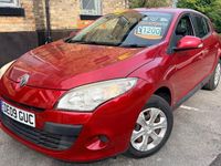 Used Renault Mégane III Expression 2009 Red Hatchback