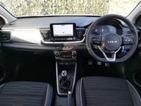 New Kia Stonic GT-Line 99 HP (72 kW) 2025 Premium paint  white pearl SUV