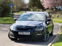 Używany Skoda Octavia vRS 2015 Czarny Hatchback