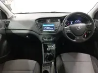 Used Hyundai i20 SE 84 HP (61 kW) 2019 White Hatchback