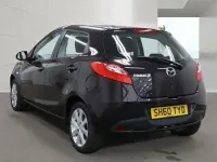 Used Mazda 2 101 HP (74 kW) 2011 Red Hatchback