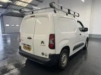 Usado Citroën Berlingo 75 HP (55 kW) 2019 Branco Monovolume