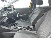 Used Peugeot 208 Active 75 HP (55 kW) 2020 Yellow Hatchback
