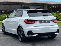 Novo Audi A1 Sportback Black Edition 110 HP (80 kW) 2026 Branco Citadino