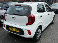 Used Kia Picanto 2017 White Hatchback