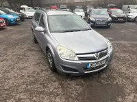 Used Vauxhall Astra Design Edition 138 HP (101 kW) 2009 Silver Estate