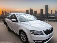Used Skoda Octavia Elegance 2013 White Hatchback