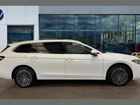 Used VW Passat Elegance 200 HP (147 kW) 2025 White Estate