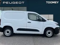 Used Peugeot Partner Premium 102 HP (75 kW) 2023 White MPV