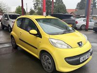 Used Peugeot 107 68 HP (50 kW) 2006 Yellow Hatchback