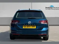 Used VW Passat SE 120 HP (88 kW) 2019 Aquamarine blue signature metallic Estate