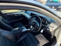 Usado Mercedes E350 Premium 2016 Plateado Familiar