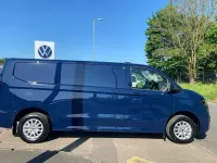 Used VW Transporter Pro 100 kW (136 HP) 2025 Mauve/purple Van