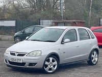 Used Vauxhall Corsa SRi 90 HP (66 kW) 2005 Silver Hatchback